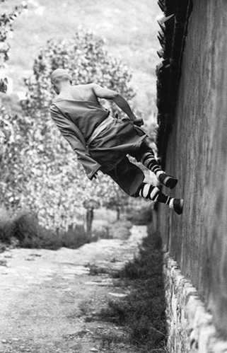 Shaolin rahiplerinin sıra dışı antrenmanı 2