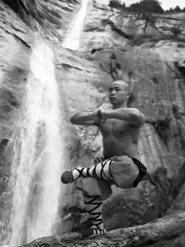 Shaolin rahiplerinin sıra dışı antrenmanı 3