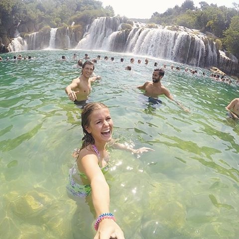 Dünyayı gezme tutkusunu işe dönüştürdü 8