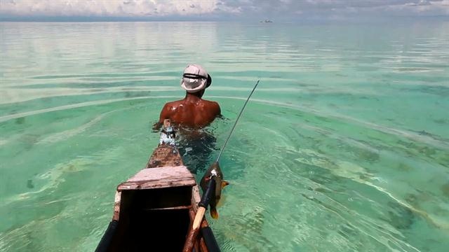 Denizde yaşayan insanlar: Bajaular 13