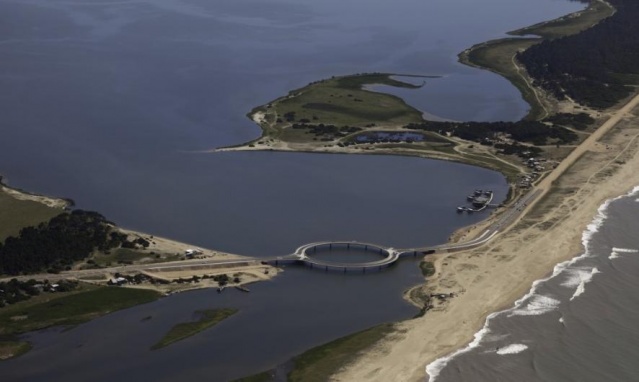 Daire şeklindeki o köprü şaşkınlık yaratıyor 3