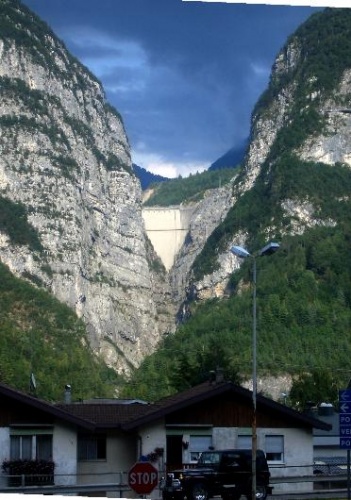 Dünyanın en uzun barajları 46