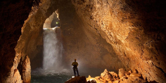 Bu mağaralar korkularınızı tetikliyor 1