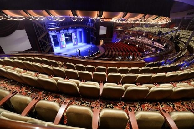 Dünyanın en büyük gemisi suya iniyor 19