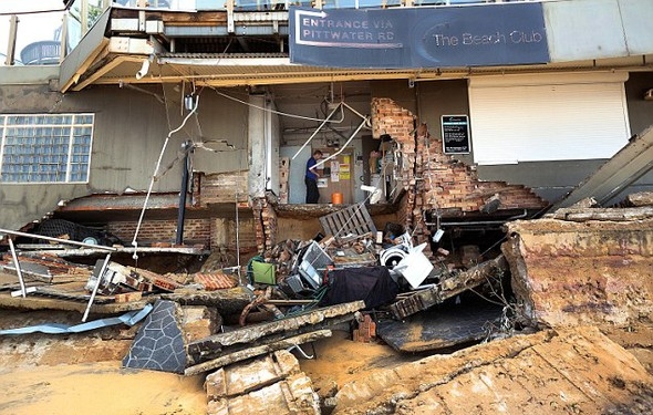 Sydney'de dev dalgalar 3