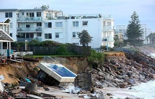 Sydney'de dev dalgalar 6