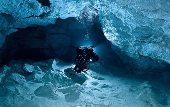 Gölün altında yeni bir dünya 11