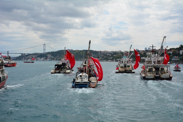 Denizciler Milli İrade'nin yanında 17