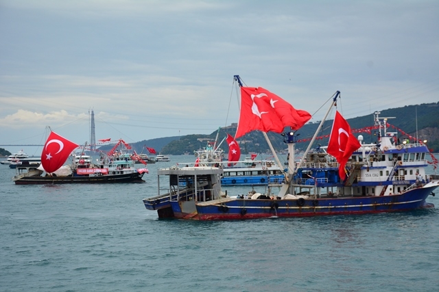 Denizciler Milli İrade'nin yanında 5