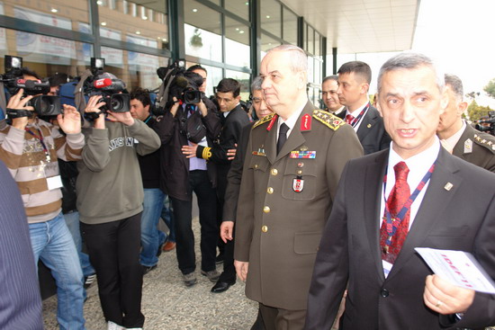 Başbakan Erdoğan IDEF 09'da 7