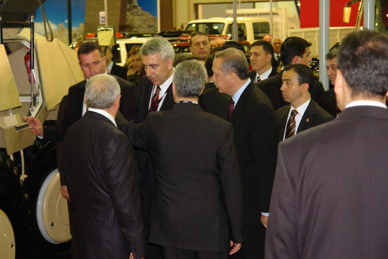 Başbakan Erdoğan IDEF 09'da 8