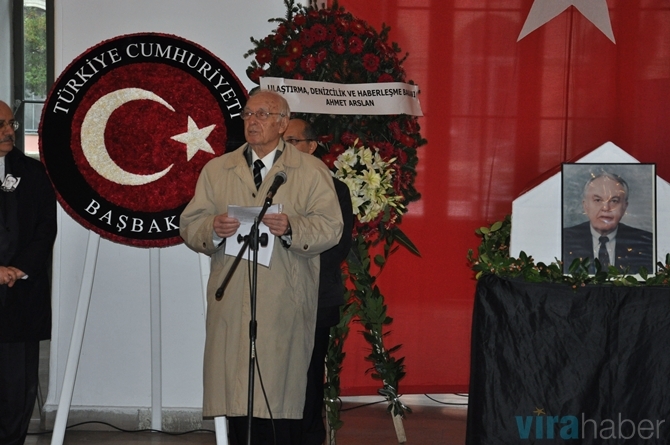 Prof. Dr. Teoman Özalp son yolculuğuna uğurlandı 10