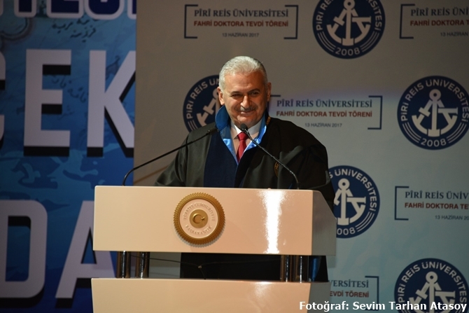 Piri Reis Üniversitesi 2016-2017 Mezuniyet Töreni 10