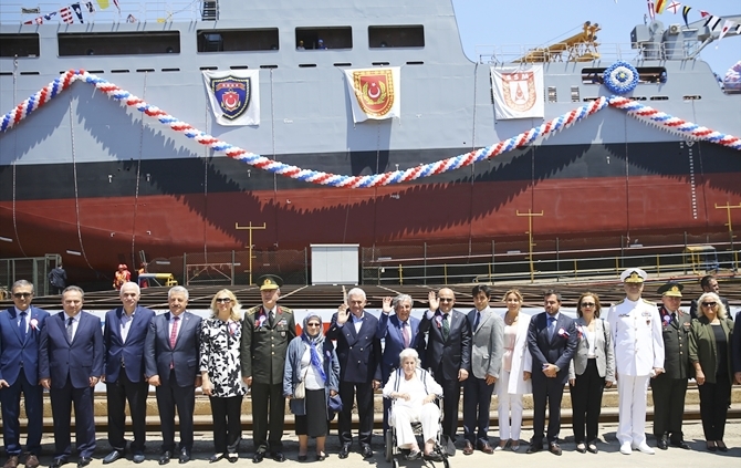 TCG Ütğm. Arif Ekmekçi denize indirildi 6