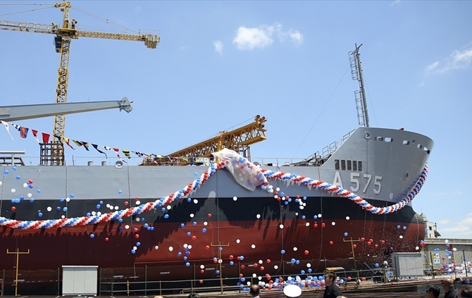 TCG Ütğm. Arif Ekmekçi denize indirildi 7