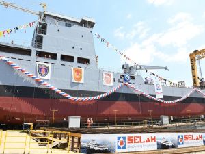 TCG Ütğm. Arif Ekmekçi denize indirildi