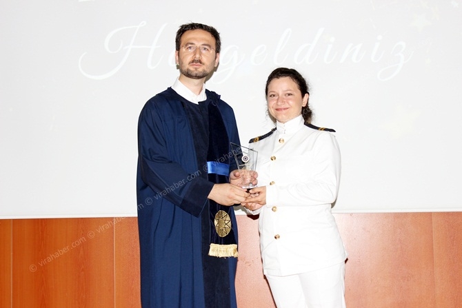 YTÜ Gemi İnşaatı ve Denizcilik Fakültesi 2016-17 Mezuniyet Töreni 20