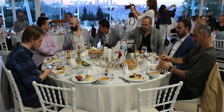 Gemi Brokerleri Derneği iftarda buluştu