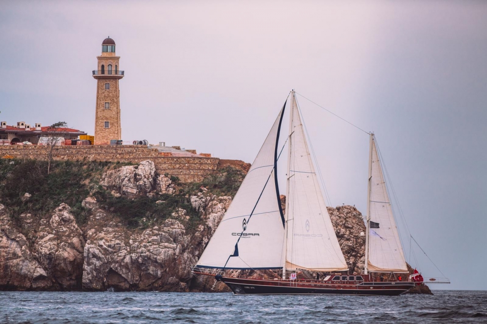 İstanbul Boğazı muhteşem karelere sahne oldu 24