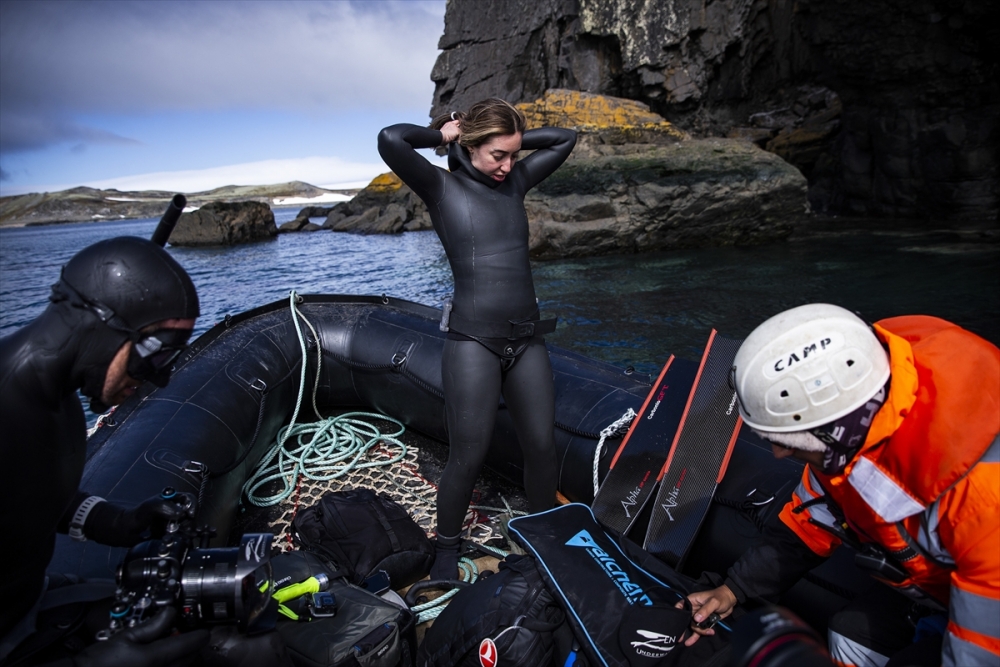 Şahika Ercümen'den Antarktika'da tarihi dalış 17