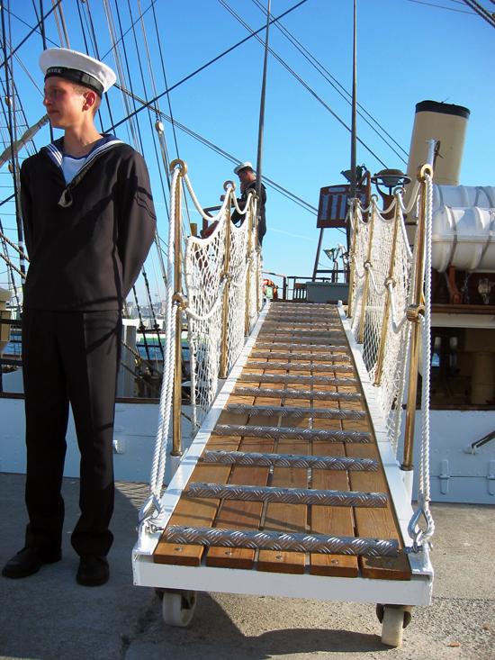 Öndeki ayrılığı takip et kaptan 20