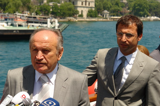 İstanbul'a iki vapur daha 22