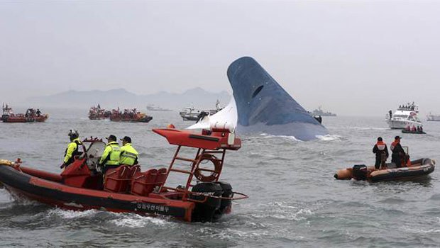 Güney Kore’de feribot battı: 107 kişi kayıp