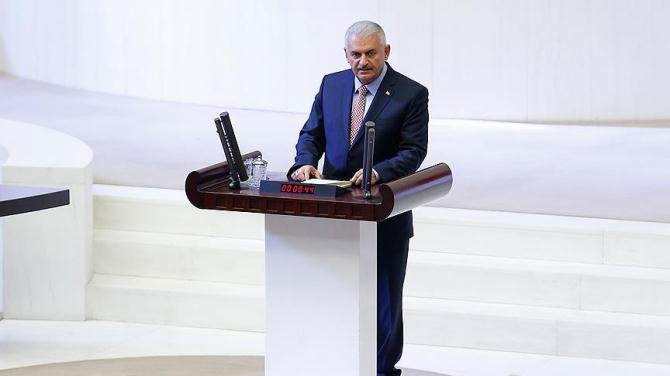 Başbakan Yıldırım: Tarih bu yüce Meclis'i bir daha yazdı