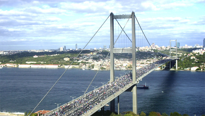 Boğaziçi Köprüsü'nün adı Bakanlar Kurulu kararıyla değişti