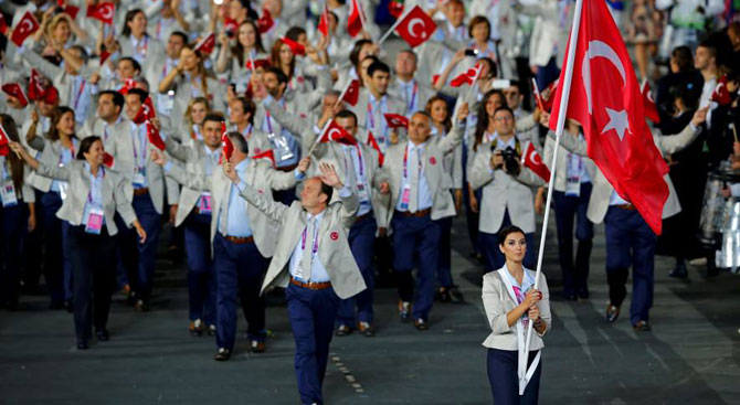 Rio Olimpiyatları'nda Türk bayrağını Çağla Büyükakçay taşıyacak