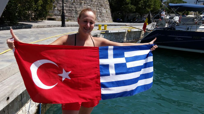 Türkiye'den Yunanistan'a "Dost Kulaçlar"