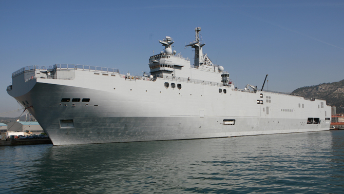 Fransa'dan Mısır'a ikinci helikopter gemisi