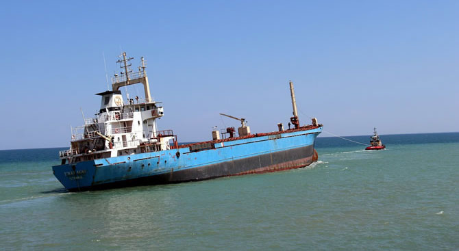 Samsun'da karaya oturan gemi satılıyor