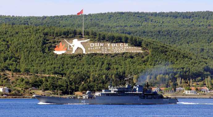 Rus savaş gemileri, Çanakkale Boğazı'ndan geçti