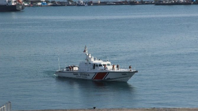 Balıkçı teknesinde çalışan 5 Gürcü yakalandı