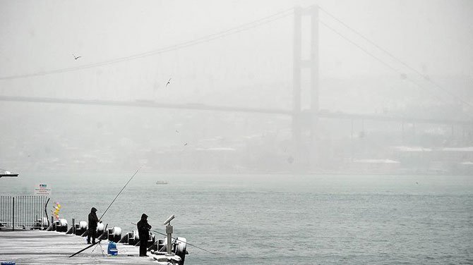 İstanbul Boğazı gemi trafiğine kapatıldı