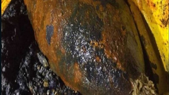 İngiltere'de liman işçileri 250 kiloluk bomba buldu