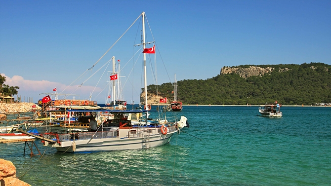 Yabancı bayraklı yatların yüzde 25'i Türk bayrağına geçti