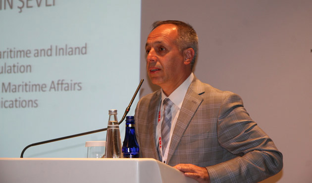 "Gemi adamlarının yabancı gemilerde istihdam sorunu"