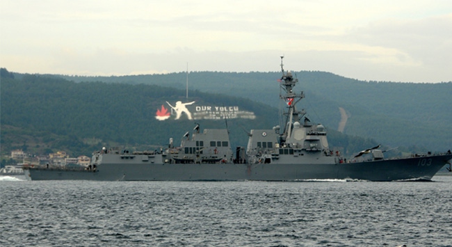 Rus Donanması'na ait 2 gemi, Çanakkale Boğazı'ndan geçti