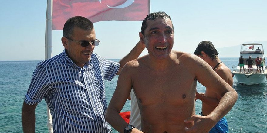 'Küçük Aylan'lar ölmesin' diye Midilli'den Türkiye'ye yüzdü