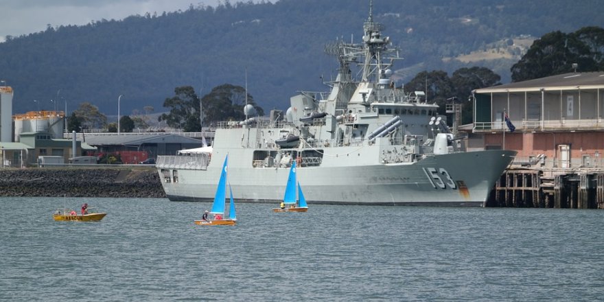 Avustralya donanmasına hacker darbesi