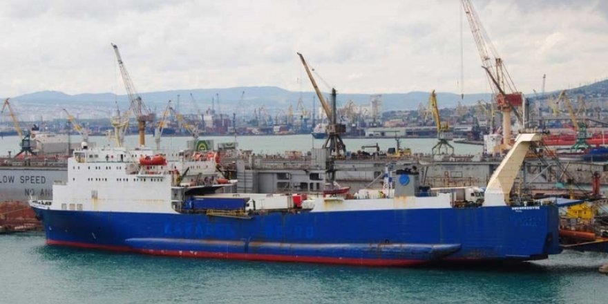 Kırım Limanlarına kasımda 25 gemi yasa dışı giriş yaptı
