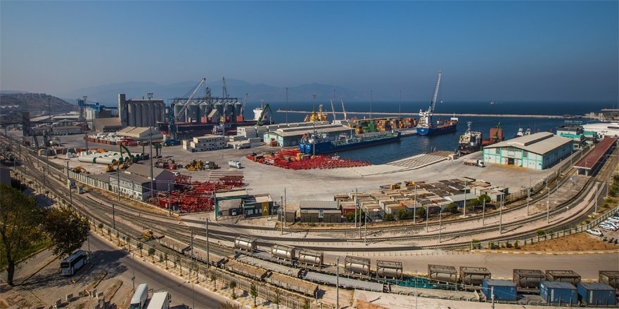 Çelebi Bandırma Limanı harıl harıl çalışıyor