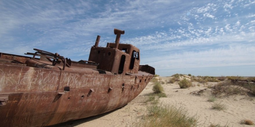 Artık var olmayan bir derya: Aral Gölü