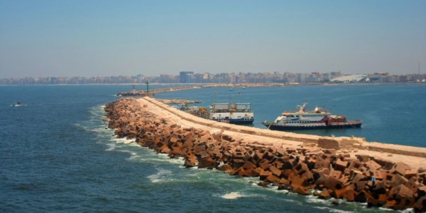 Mısır’da bazı limanlar kapatıldı