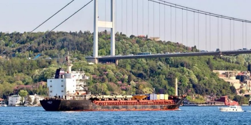 M/V Kyzyl 60, İstanbul Boğazı'ndan geçti