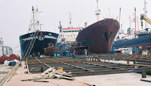 Çin'de gemi inşa, yılın ilk beş ayında yüzde 24,3 düştü