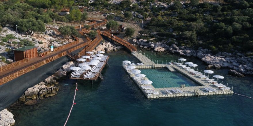 Antalya'nın üçüncü kadınlar plajı da hizmete açıldı