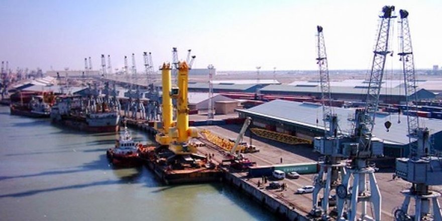 Irak'ın en büyük limanı kapatıldı